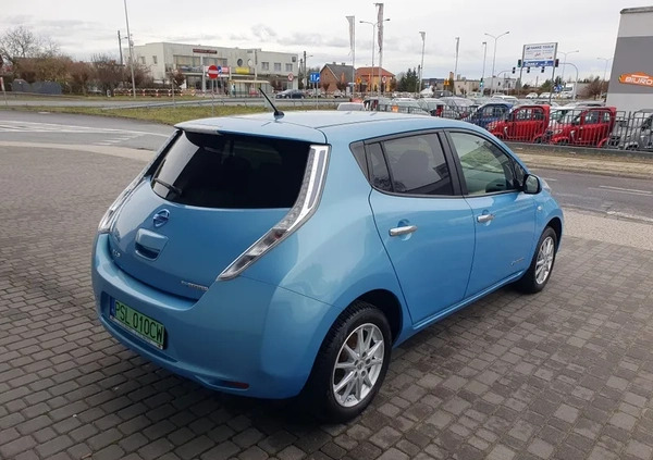 Nissan Leaf cena 32900 przebieg: 96326, rok produkcji 2015 z Gniezno małe 781